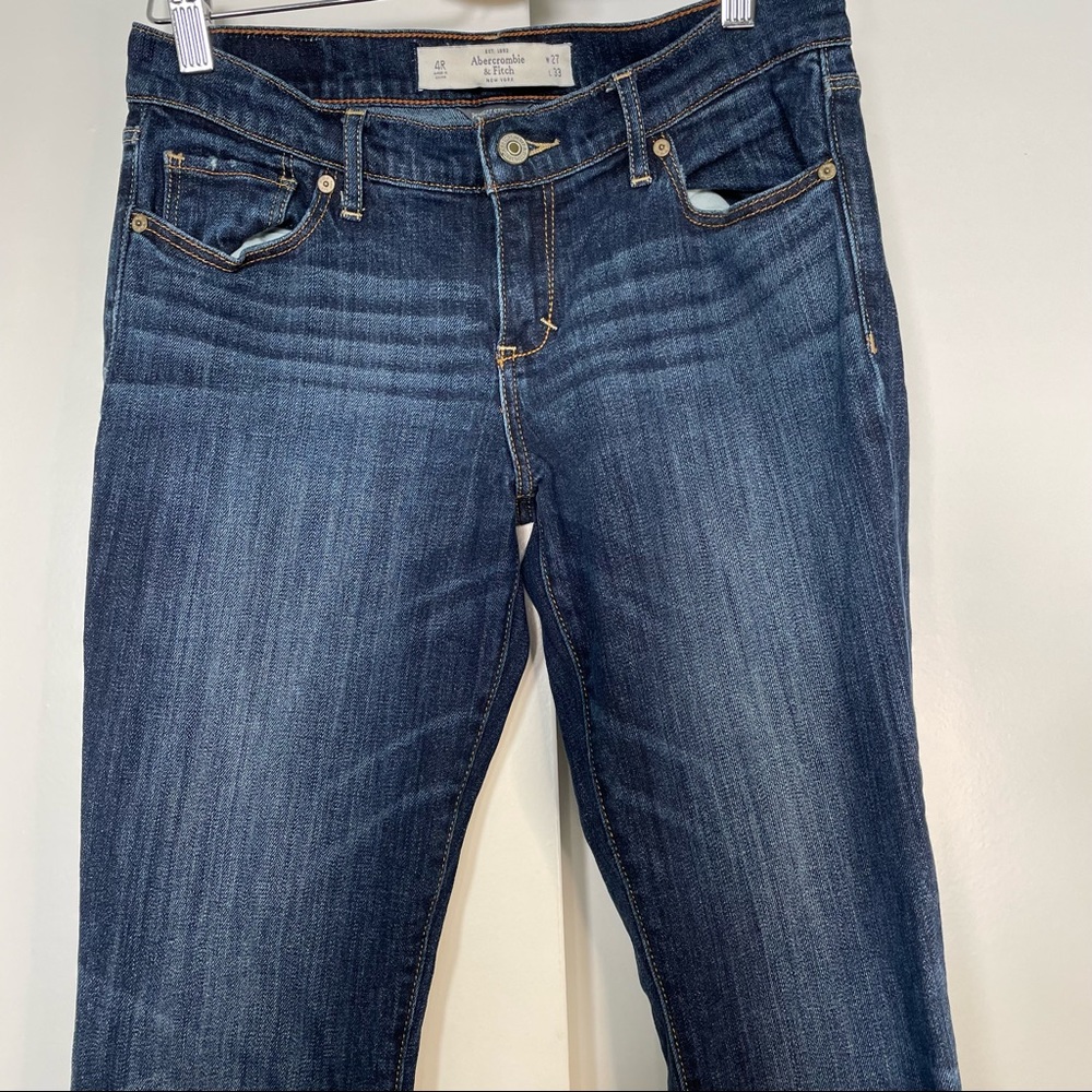 Abercrombie & Fitch dark wash skinny jeans. 4R